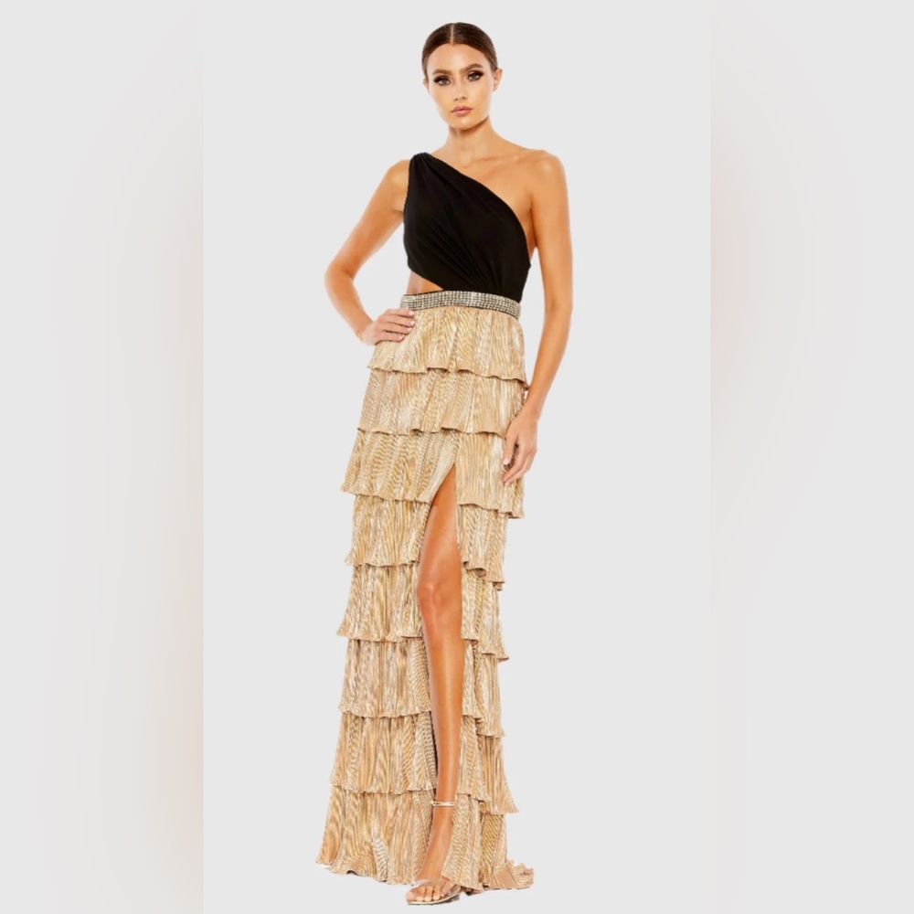 💃🏽IEENA for MAC DUGGAL Tiered One Shoulder Gown. Color:Gold/Black. Size: 12